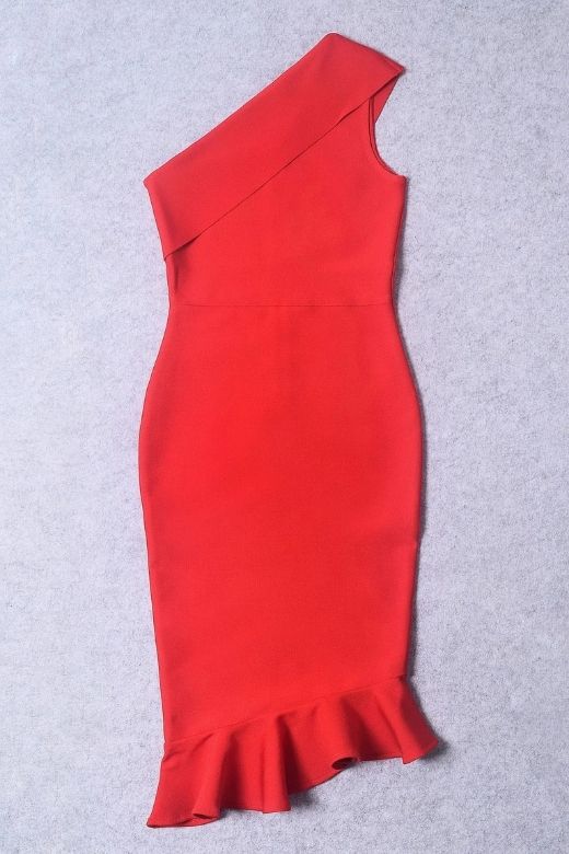 Woman wearing a figure flattering Avery Bandage Dress - Lipstick Red BODYCON COLLECTION