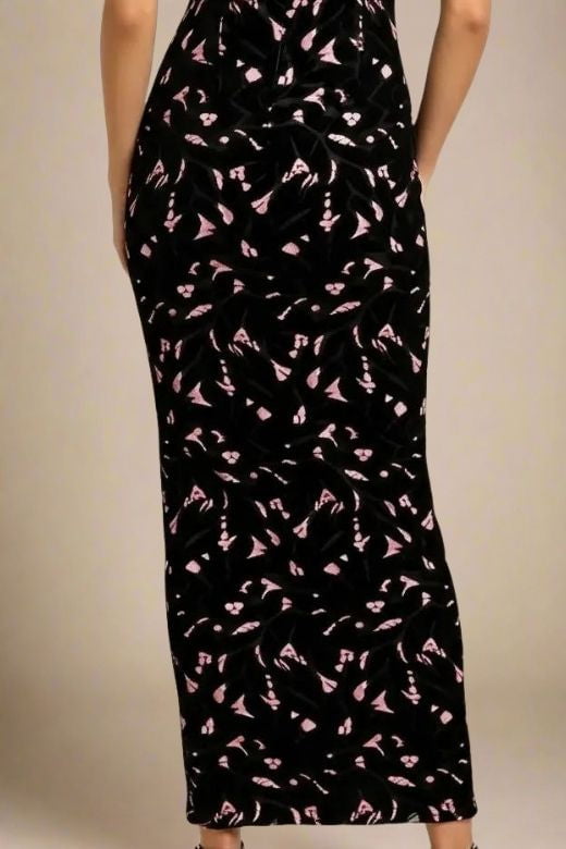 Woman wearing a figure flattering Odette Bodycon Lace Maxi Dress - Classic Black BODYCON COLLECTION