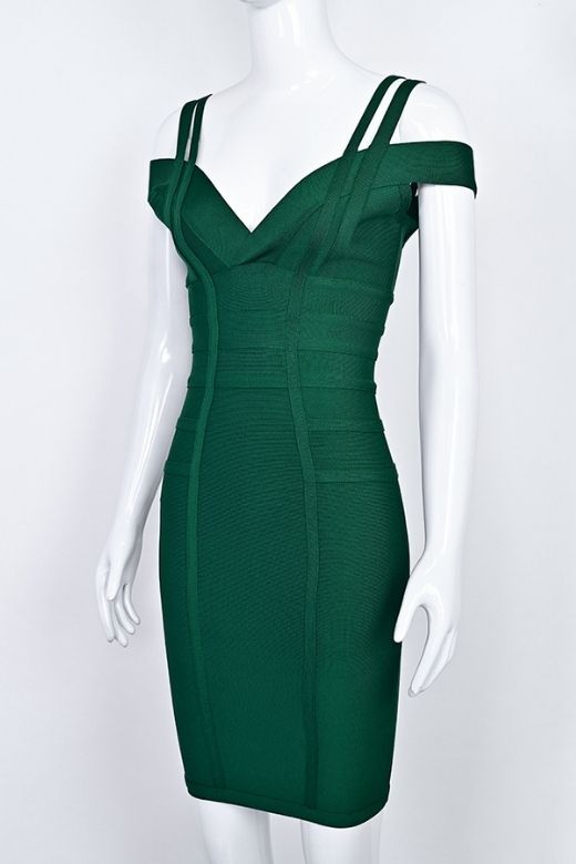 Woman wearing a figure flattering Sia Bandage Dress - Emerald Green Bodycon Collection
