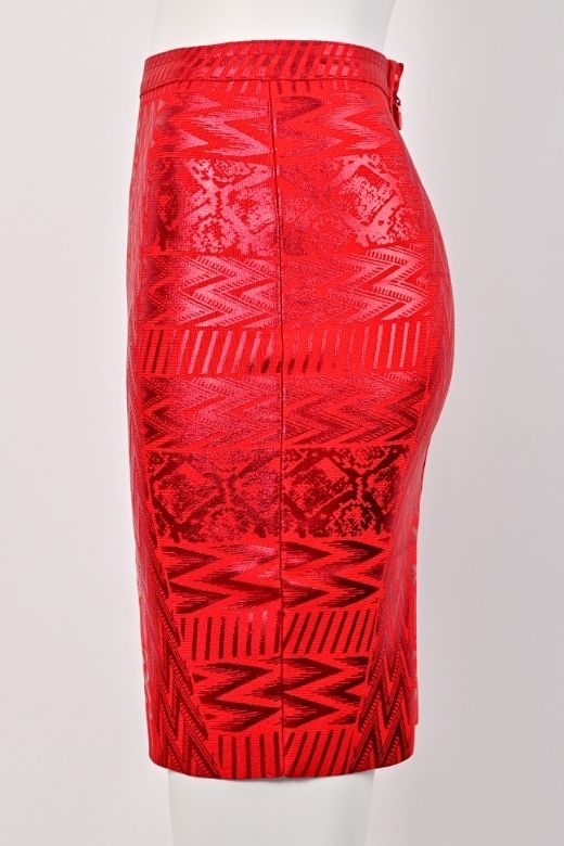 Woman wearing a figure flattering  High Waist Metallic Leather Mini Skirt - Lipstick Red BODYCON COLLECTION