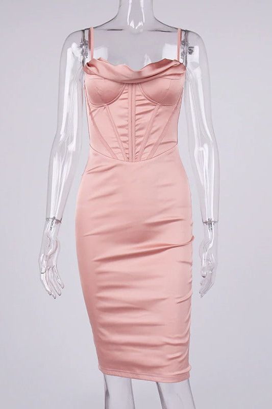 Woman wearing a figure flattering  Indi Bodycon Dress - Dusty Pink BODYCON COLLECTION