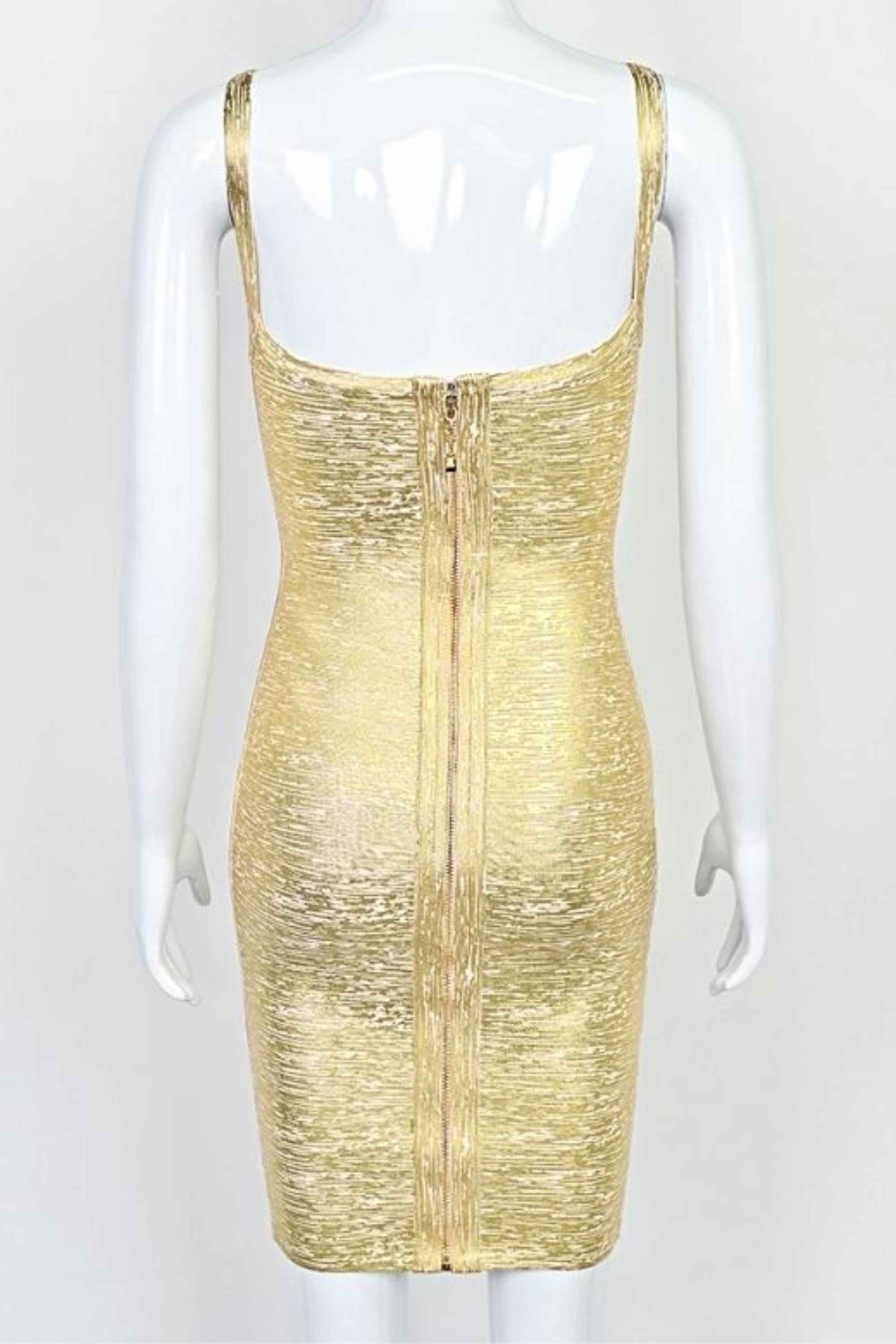 Statement gold bandage dress for glamorous party outfits