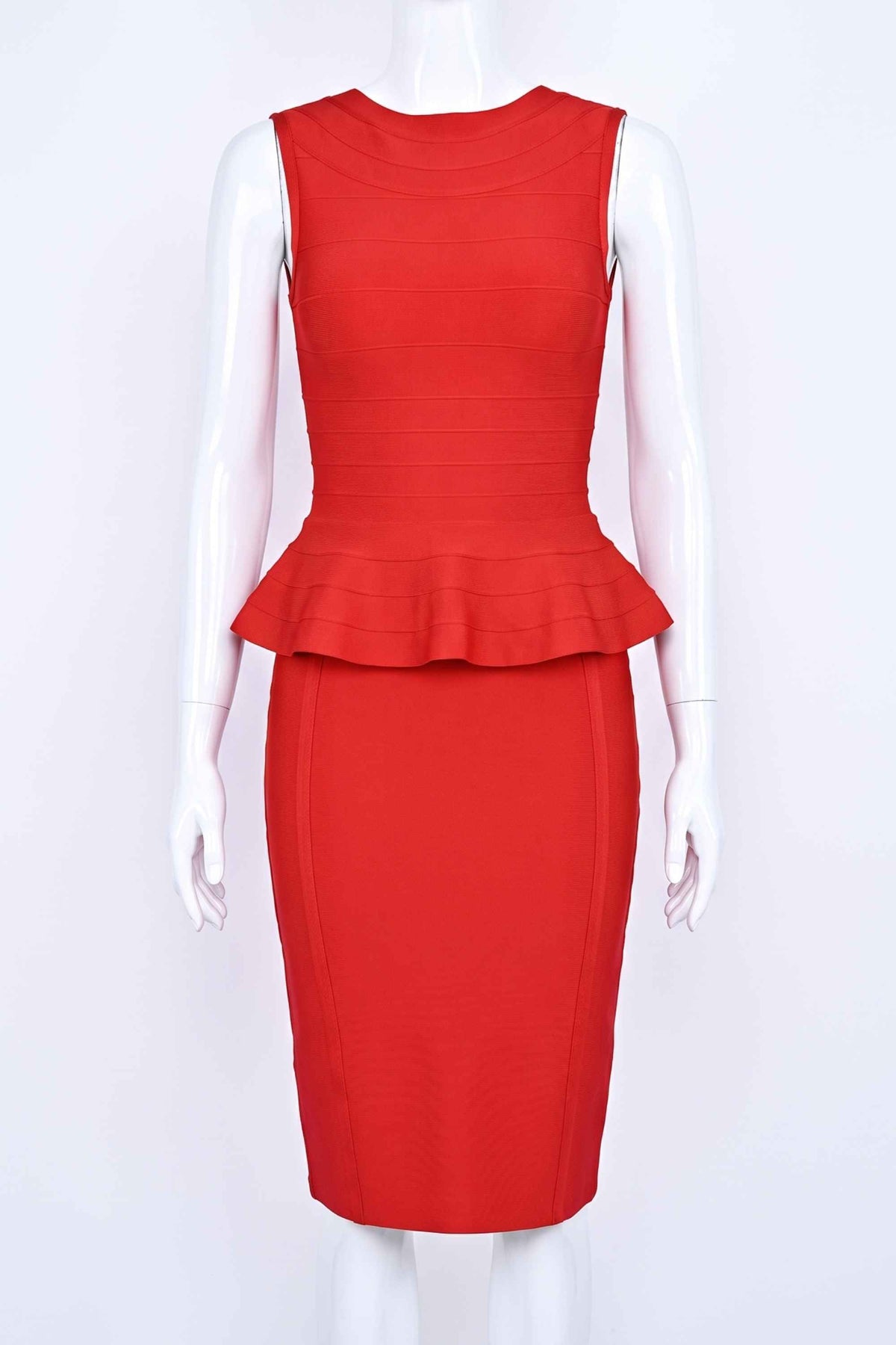 Woman wearing a figure flattering  Leni Bandage Top and Pencil Skirt Outfit Set - Lipstick Red BODYCON COLLECTION