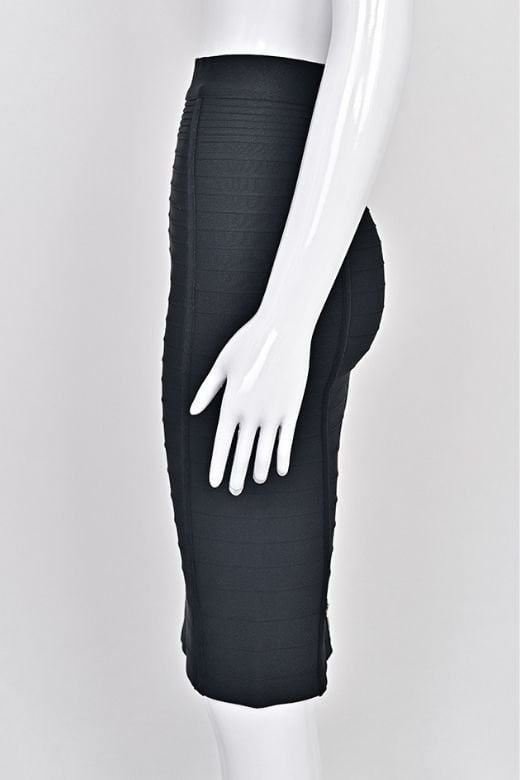 Woman wearing a figure flattering  Pencil High Waist Bandage Knee Length Knitted Skirt - Classic Black BODYCON COLLECTION
